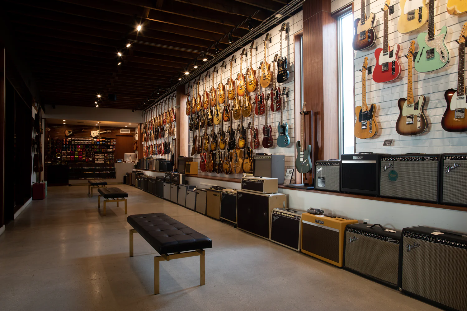 Walt Grace Vintage storefront