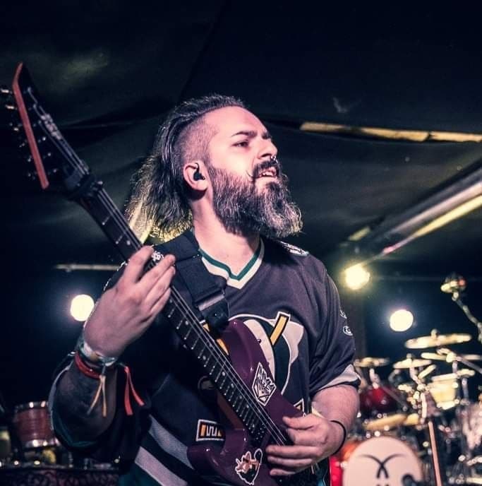 M2 Labs' New Artist Plays Guitar Upside Down; Somehow Still Sounds Good?
